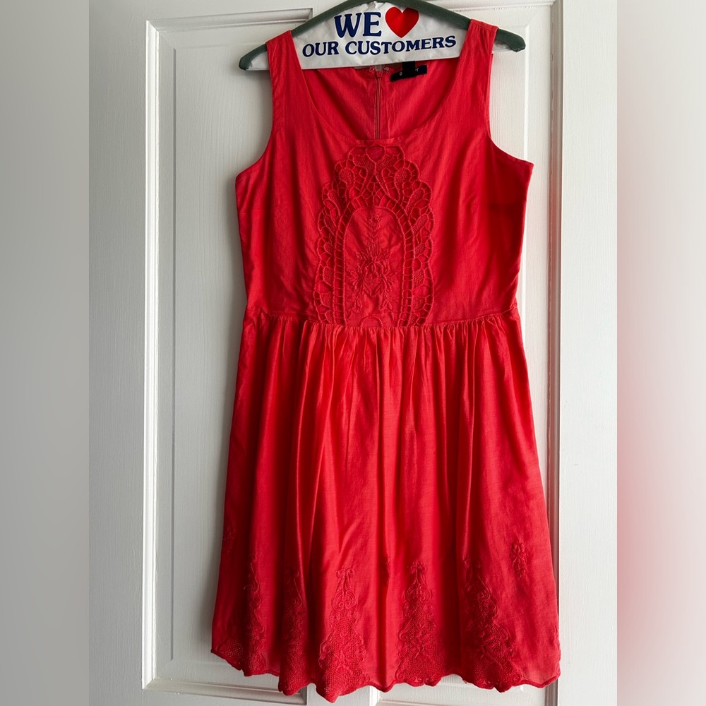 Women’s Old Navy Sundress Size 8, like new !